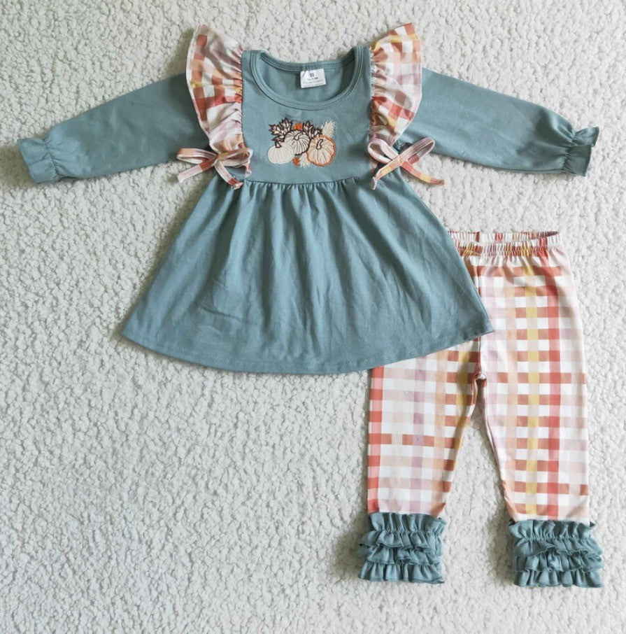 Embroidered Teal Plaid Pumpkin Set
